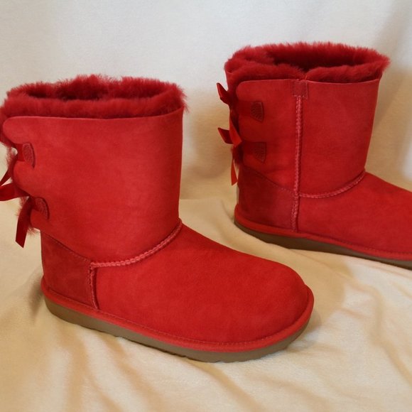 NIB UGG GIRL'S BAILEY BOW RIBBON SUEDE SHEARLING CLASSIC SHORT BOOTS RED - Picture 2 of 7